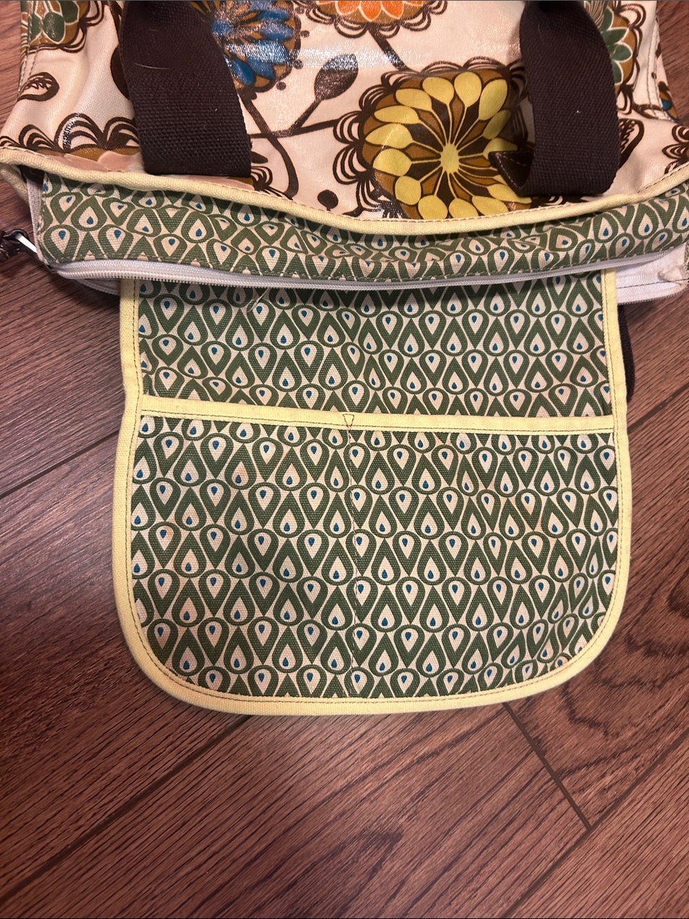 Fossil Cream Tote with Multicolor Floral Medallions - Picture 7 of 8